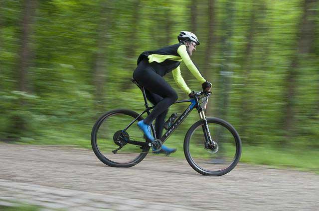 Featured image for “Upplev naturreservatet på två hjul – hos oss kan du hyra mountainbike och testa stigcykling!”